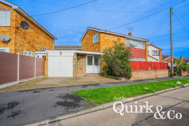 Welbeck Road, Canvey Island, SS8 3 bed detached house for sale