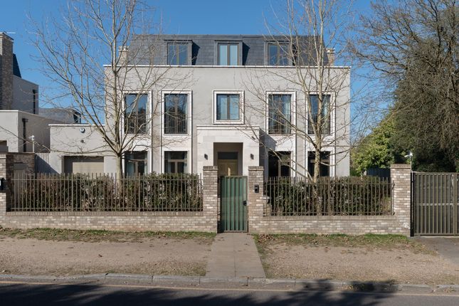 Somerset Road, London SW19 8 bed house for sale