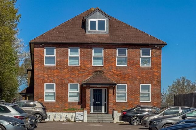 Porters Wood, St. Albans 1 bed apartment for sale