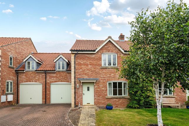 Lions Orchard, Trowbridge BA14 4 bed semi