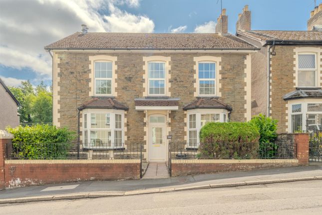 Hanbury Road, Pontypool NP4 5 bed detached house for sale
