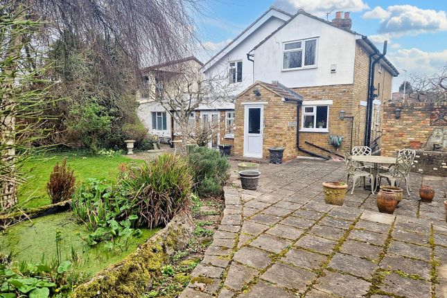 Walderslade Road, Chatham 4 bed detached house for sale