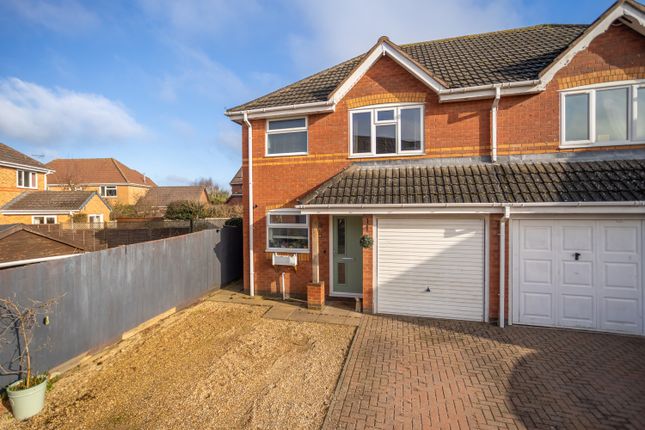 3 bed semi-detached house