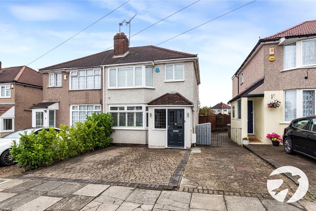 Clinton Avenue, Welling, Kent, DA16 3 bed semi