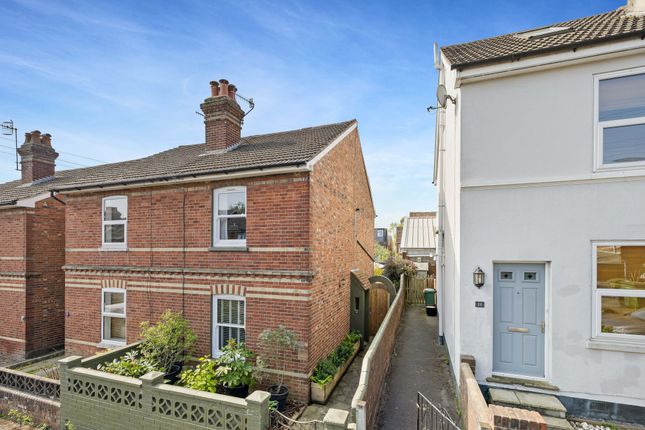 Nursery Road, Tunbridge Wells, TN4 2 bed semi