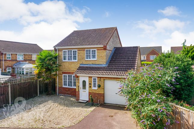 Walsingham Drive, Taverham, Costessey 3 bed detached house for sale