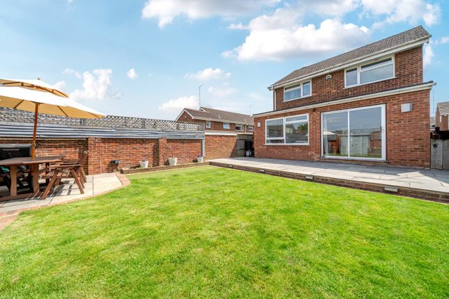 Dahlia Drive, Swanley, Kent 3 bed detached house for sale