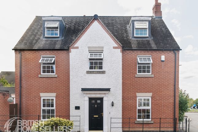 5 bedroom detached house for sale