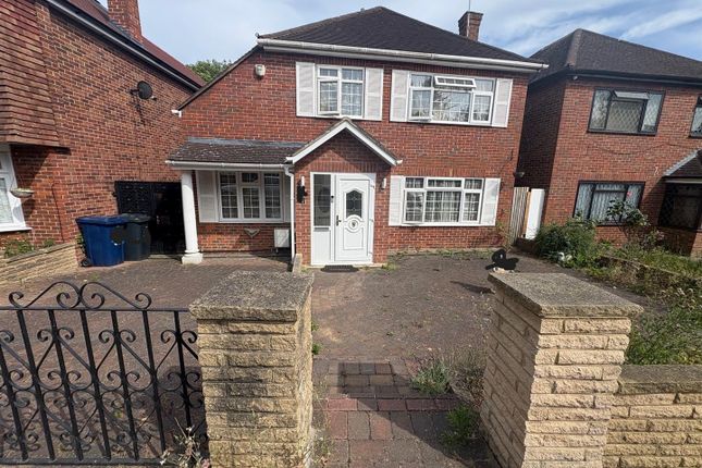 4 bed detached house