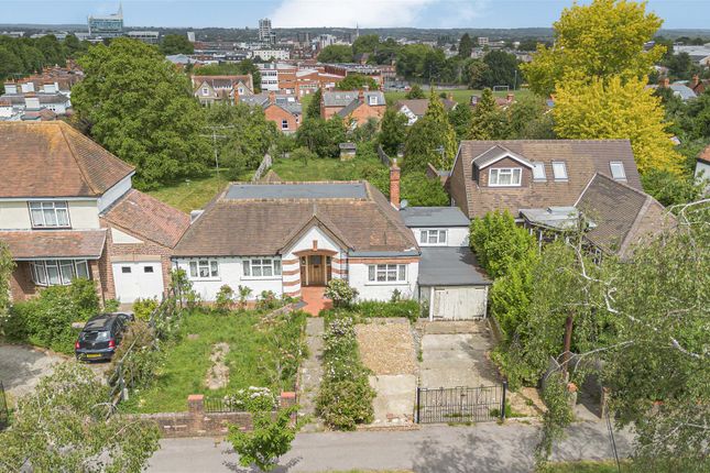 Reading, RG1 3 bed detached bungalow for sale