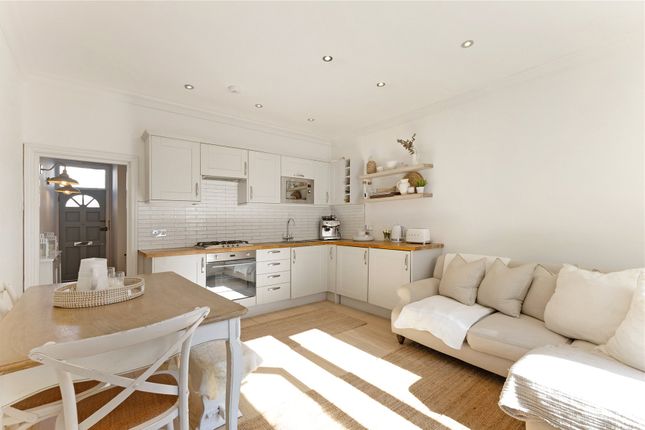 1 bedroom maisonette for sale