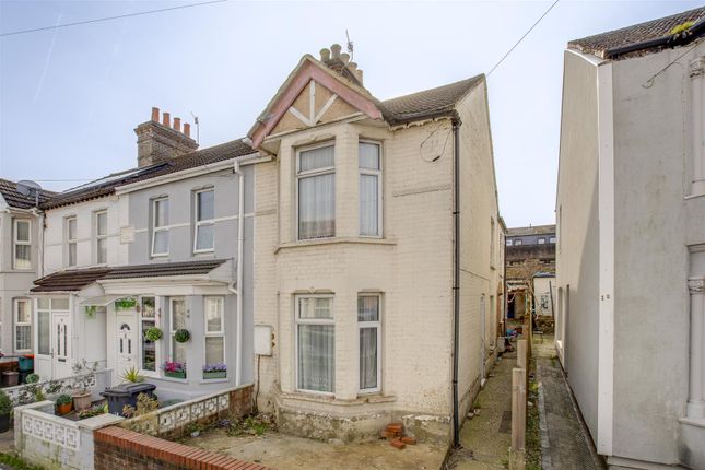 Jubilee Road, High Wycombe HP11 3 bed end of terrace house for sale
