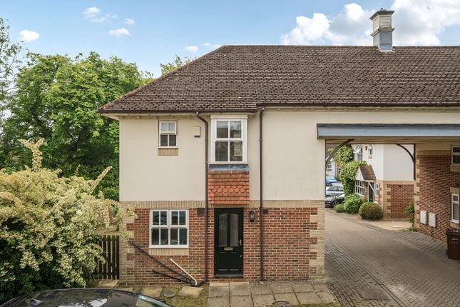 2 bedroom link detached house for sale