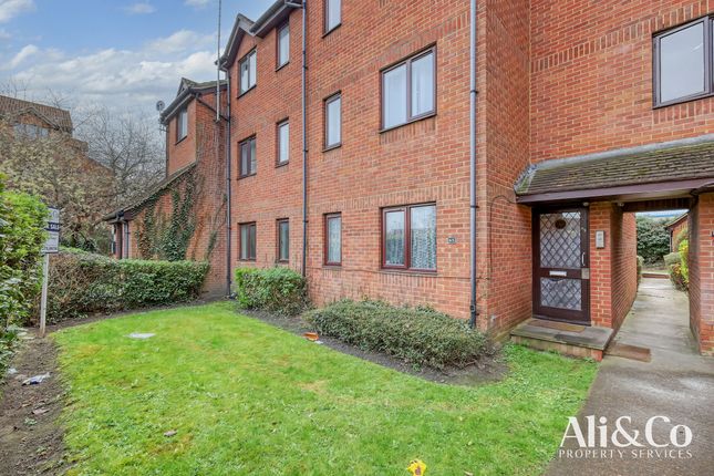 Porter Close, Grays 1 bed apartment for sale