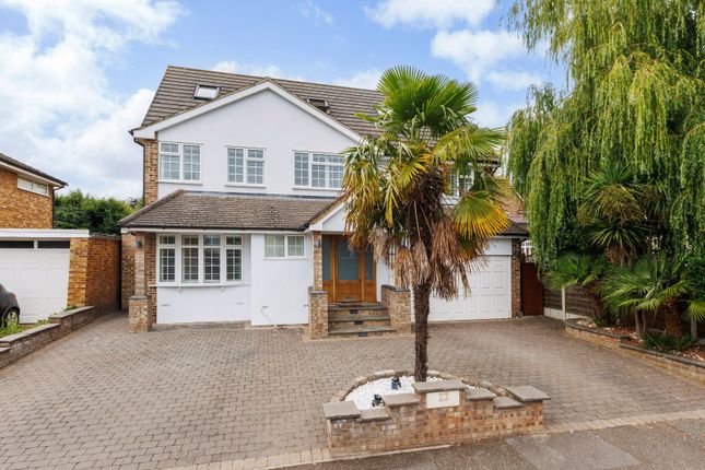Baas Hill Close, Hertfordshire EN10 7 bed detached house for sale