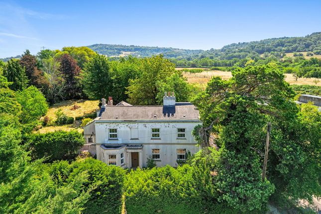 Main Road, Cheltenham GL51 5 bed detached house for sale
