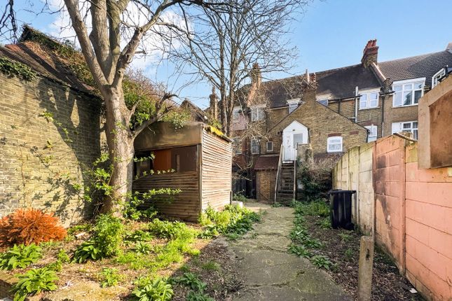 Headcorn Place, Thornton Heath, CR7 2 bed flat for sale