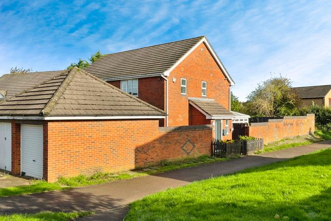 Ashcombe Crescent, Warmley, Bristol 3 bed semi