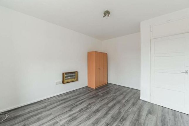 Stockwell Road, London 1 bed apartment for sale