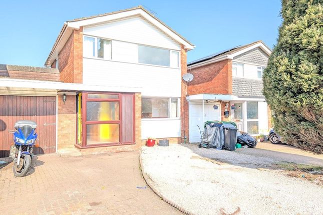 Hillbrook Road, Thornbury, Bristol 3 bed link detached house for sale