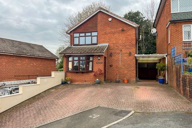 Parkside Crescent, Endon, ST9 9HY. 3 bed detached house for sale