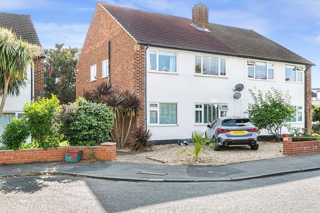 Wolsey Close, Hounslow, TW3 2 bed maisonette for sale