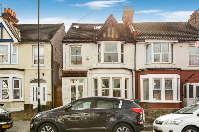 Lyndhurst Road, Thornton Heath 5 bed end of terrace house for sale