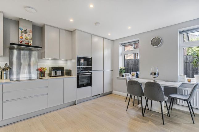 Cavendish Road, Sutton 2 bed apartment for sale