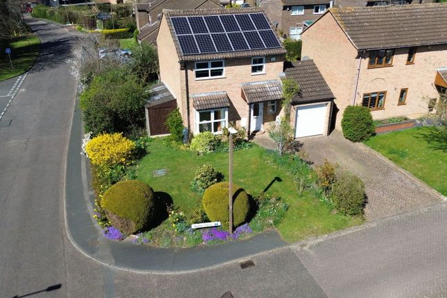 Hetton Close, Milton Keynes MK13 3 bed detached house for sale