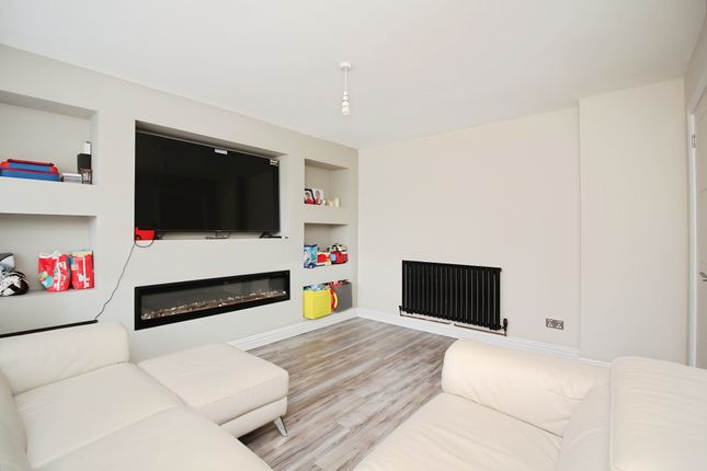 Green Walk, Western Park, Leicester, LE3 3 bed terraced house for sale