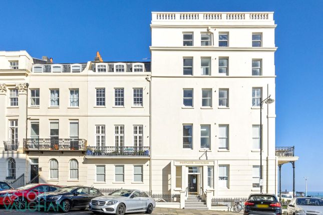 Marine Parade, Brighton BN2 2 bed apartment for sale