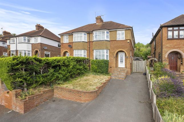 Southfield Road, High Wycombe HP13 3 bed semi