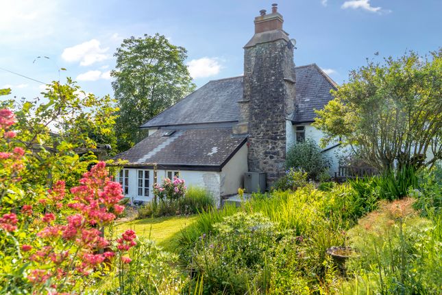2 bedroom cottage for sale