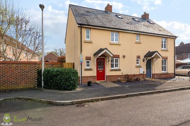 2 bedroom semi-detached house for sale