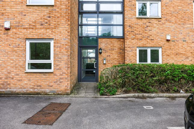 Beeches Bank, Sheffield S2 2 bed flat for sale