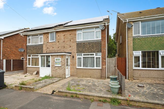 2 bedroom semi-detached house for sale