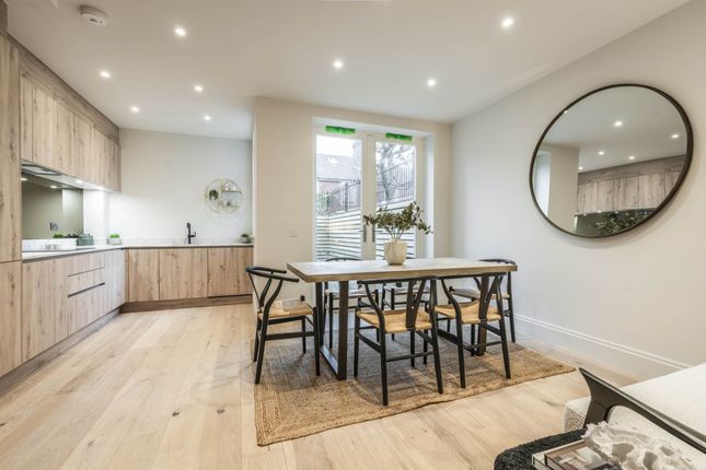 Culverden Square, Tunbridge Wells... 4 bed house for sale