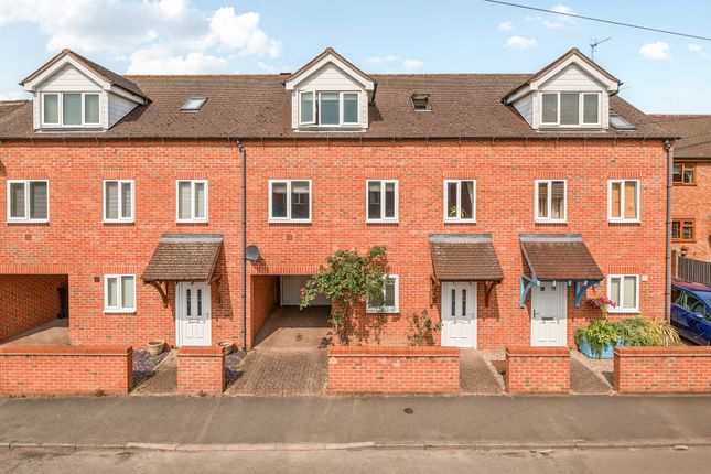 4 bedroom terraced house for sale