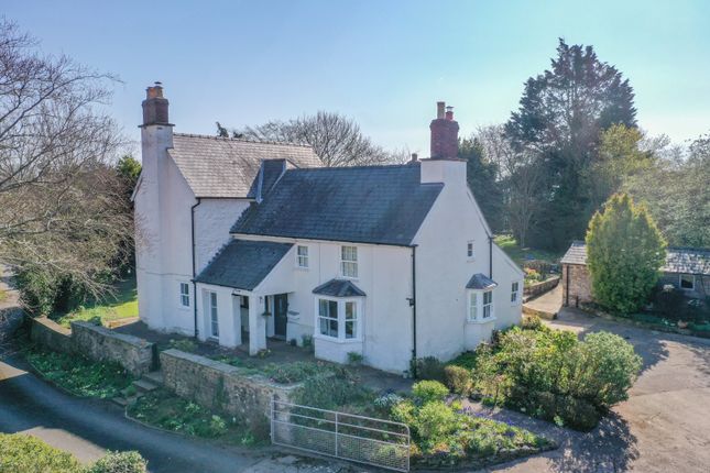 6 bedroom detached house for sale