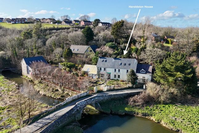 6 bedroom property for sale