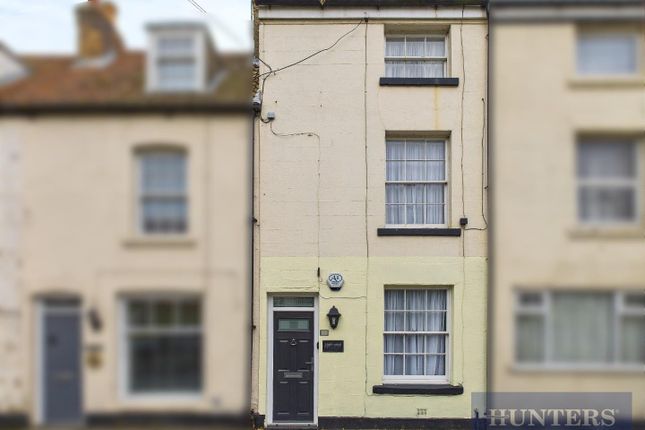 Longwestgate, Scarborough 3 bed terraced house for sale