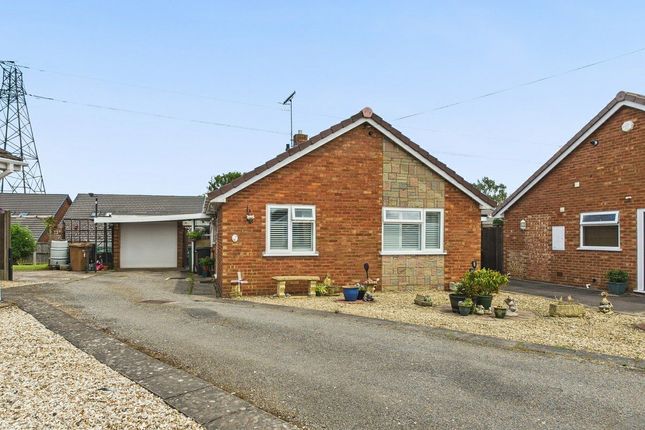 The Spinney, Worcester... 2 bed bungalow for sale