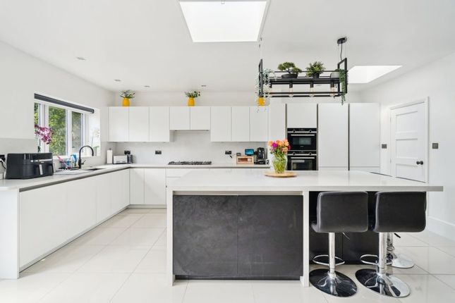 Churchfield Close, North Harrow 4 bed detached house for sale