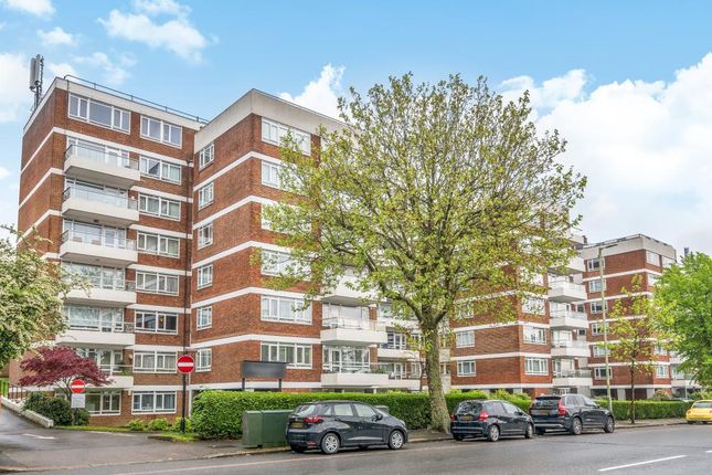 4 bedroom flat for sale