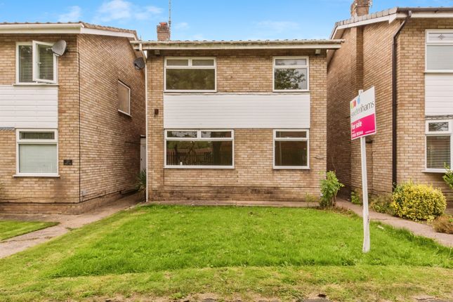 3 bedroom link detached house for sale