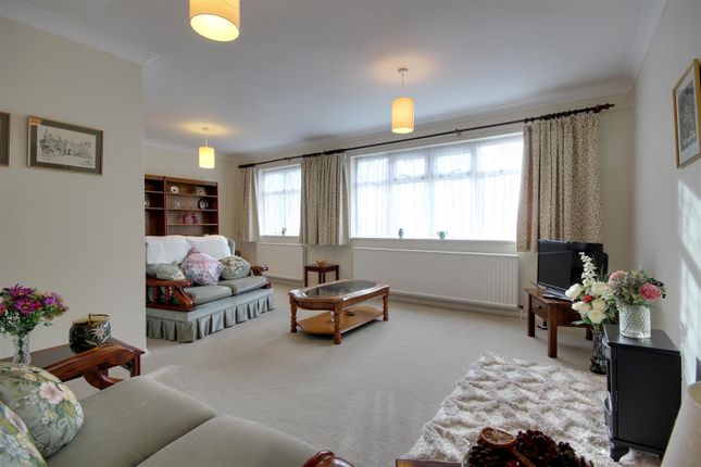 Dale Road, Swanland 3 bed detached bungalow for sale