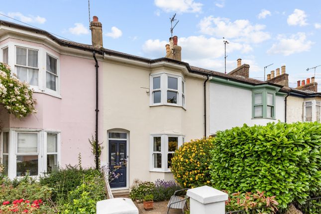 Queens Place Central Shoreham 2 bed terraced house for sale