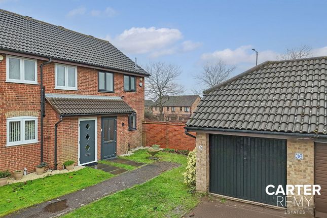Ark Avenue, Grays, RM16 6QR 2 bed end of terrace house for sale