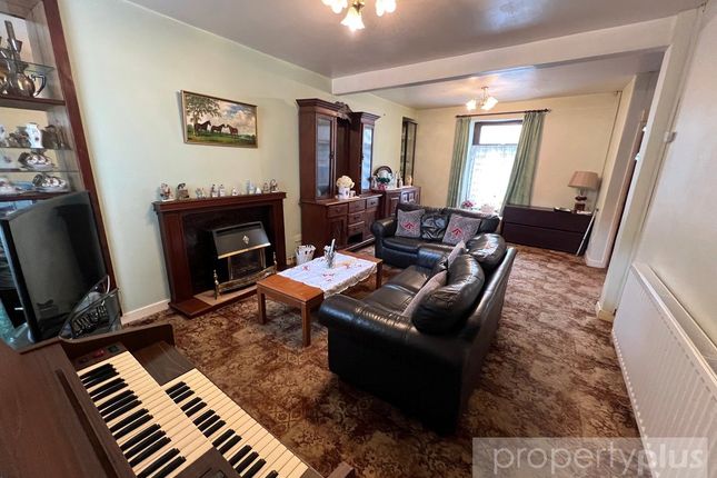 Hendre Wen Road, Treorchy, Rhondda... 3 bed end of terrace house for sale