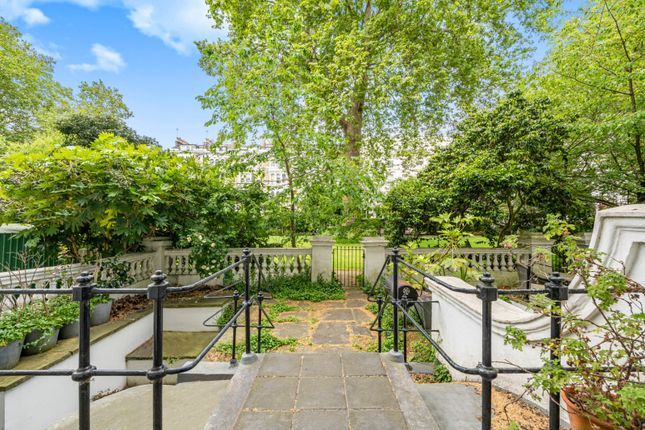 Leinster Square, Notting Hill, London 1 bed flat for sale